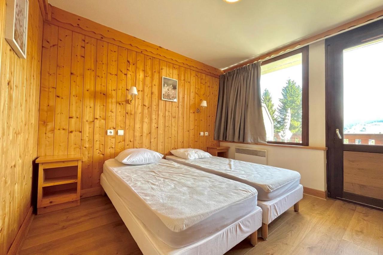 Chalet cosy avec BALCON près des pistes Combloux Extérieur photo